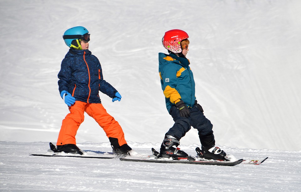 skiing gulmarg with children